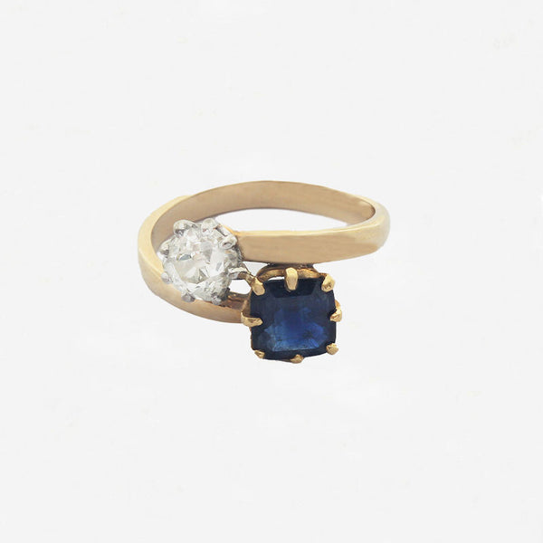Sapphire and Diamond Crossover Ring in 18ct Gold - Secondhand