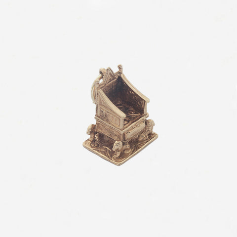 9ct Gold Coronation Throne 1953 Charm - Secondhand