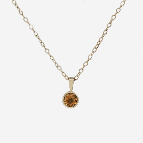 Citrine Pendant & Chain in 9ct Yellow Gold