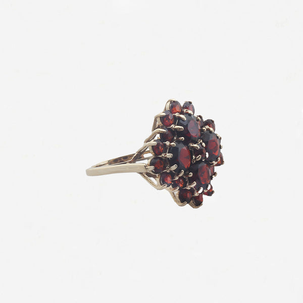 Garnet Cluster Ring in 9ct Gold - Secondhand