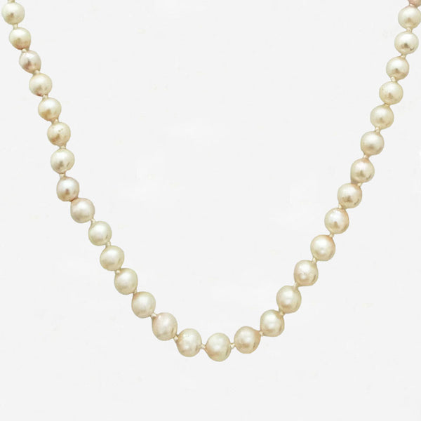 Cultured Pearl Uniform Single Row Necklace - Secondhand