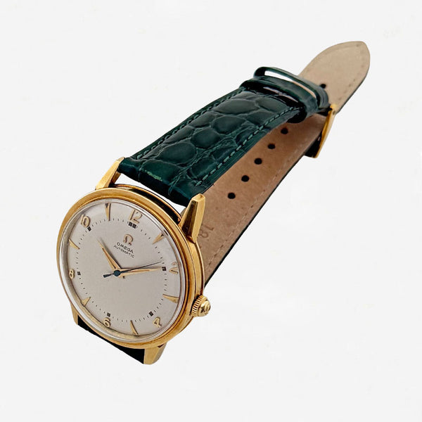 Omega Bumper Watch in 18ct Gold - Secondhand
