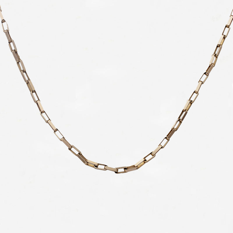 yellow rectangular paper link chain on white background