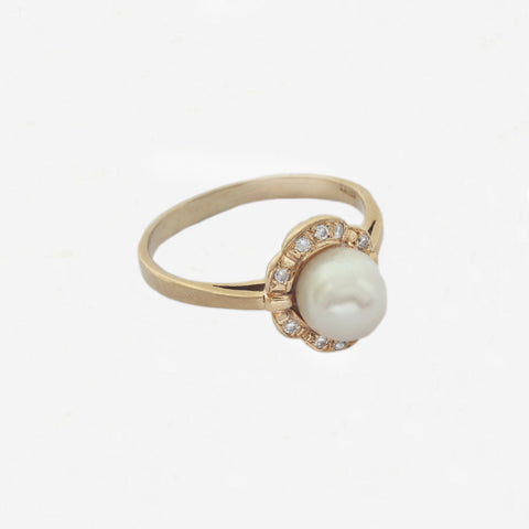 Pearl and Diamond Gold Ring - Secondhand