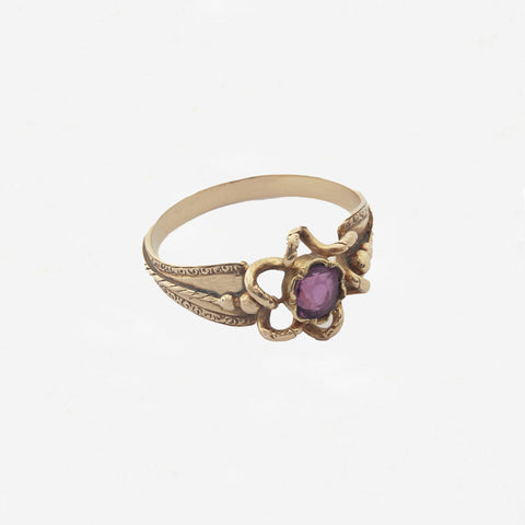 Ruby Single StoneAntique Ring in 18ct Gold - Secondhand