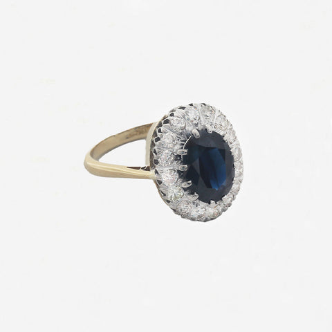 Sapphire & Diamond Cluster Ring in 18ct Gold - Secondhand