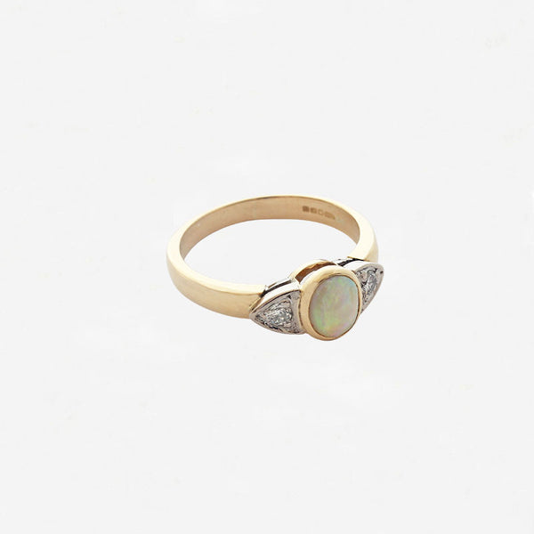 Opal and Diamond Set Ring in 18ct Gold - Secondhand