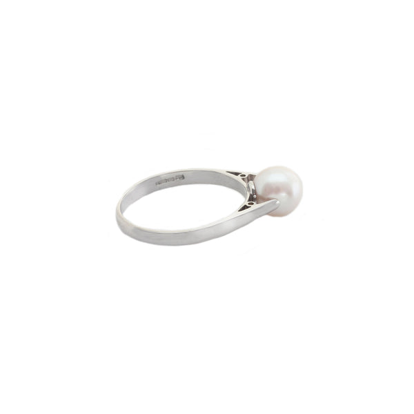 Cultured Pearl (7mm) Dress Ring in 9ct White Gold