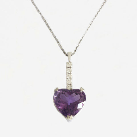 heart shape amethyst pendant with 2 diamonds and white gold chain