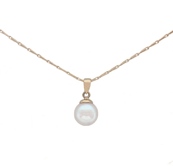 Cultured Pearl (8.00mm) Pendant & Chain in 9ct Gold