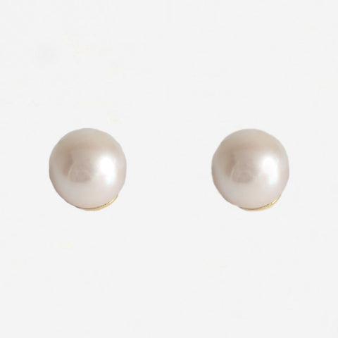 pearl stud earrings