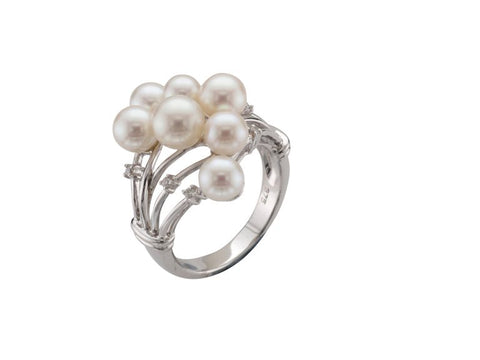 freshwater pearl and diamond ring in white gold