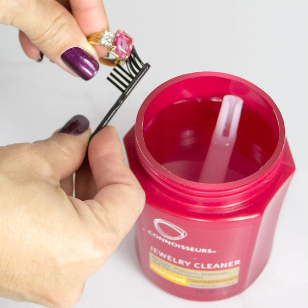 connoisseurs jewellery cleaner for gold, platinum, diamonds & precious stone jewellery