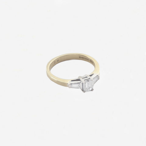 Diamond Solitaire Ring in 18ct Gold - Secondhand