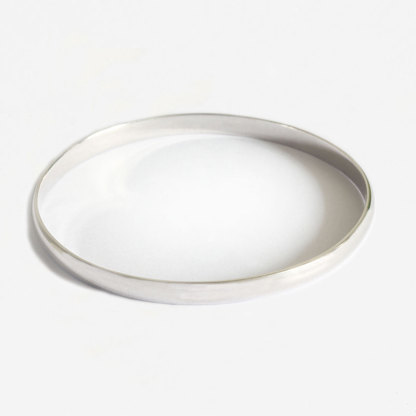 9ct White Gold Plain D-Shape Bangle