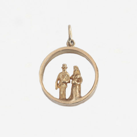 9ct Gold Bride & Groom Pendant or Charm - Secondhand