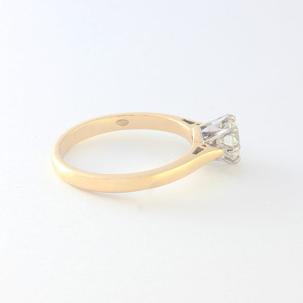 a beautiful diamond engagement ring 